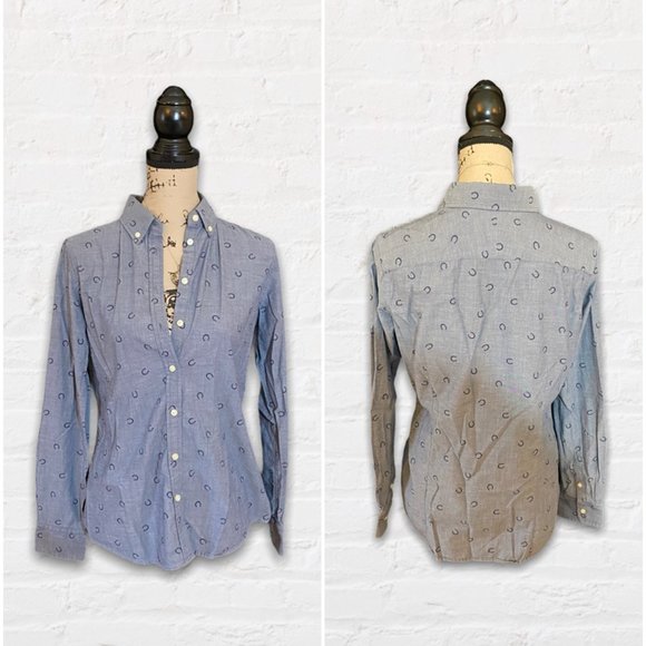 Anastasia Steele's Banana Republic Button Down - Picture 4 of 8